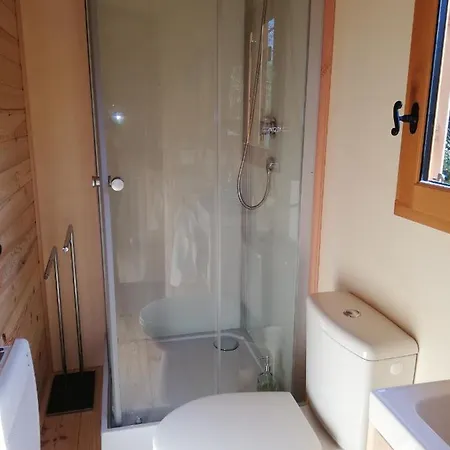 B&B La Roulotte Du Herdal 3*